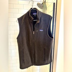 Men’s medium black vest